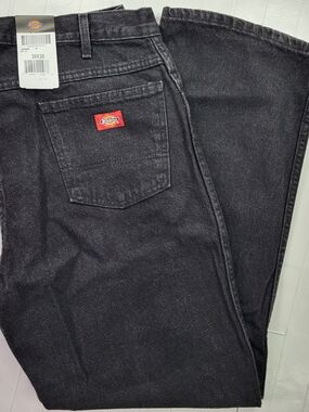 Dickies Men’s 38x30 Black Relaxed Jeans with Red Logo Tab